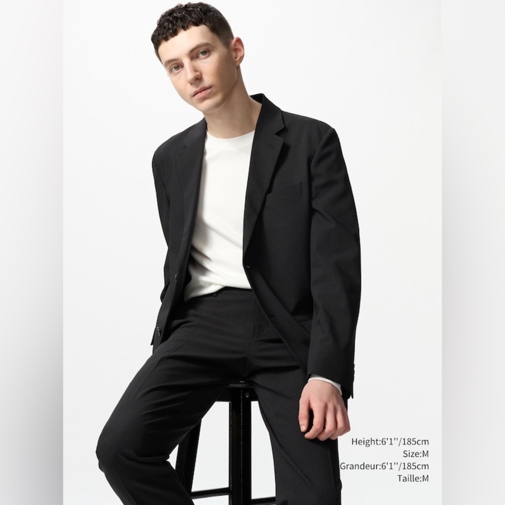 Uniqlo AirSense Suit – Black – Men’s Medium